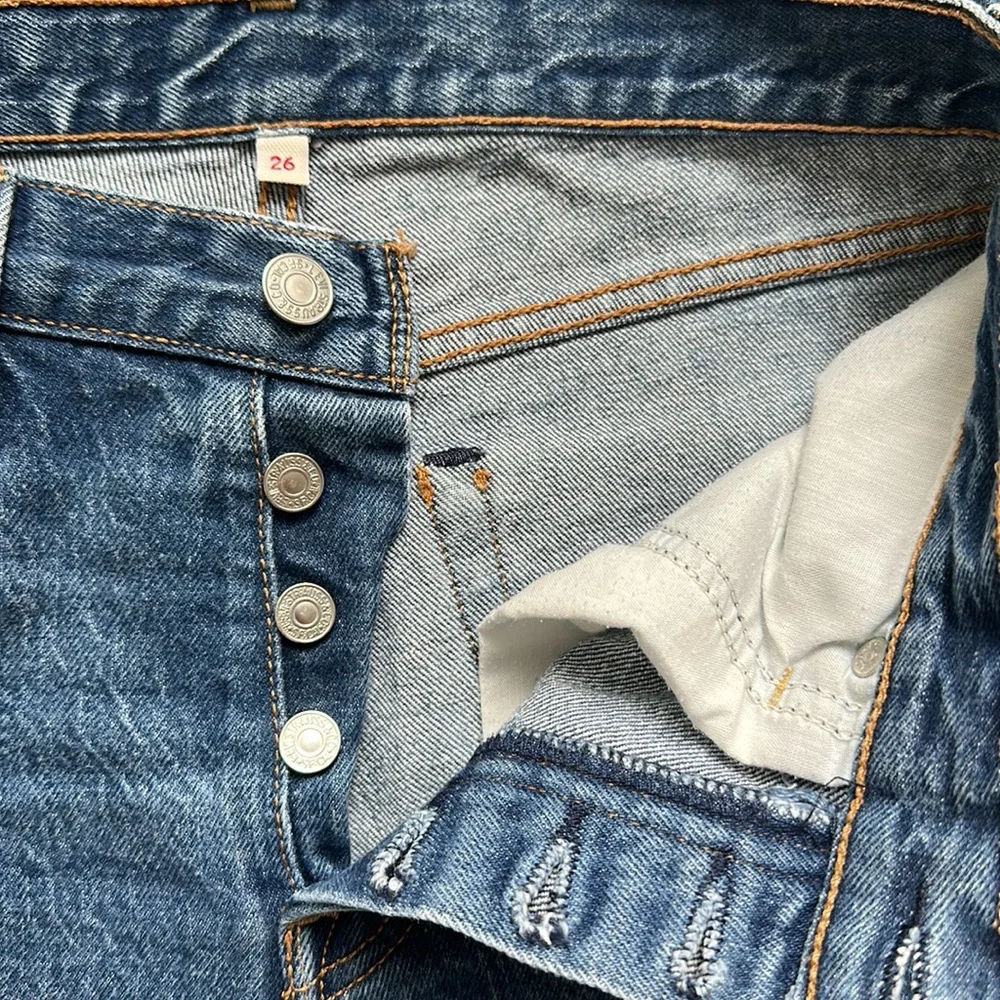 Levi’s wedgie icon fit high rise jeans 26 - Picture 9 of 11